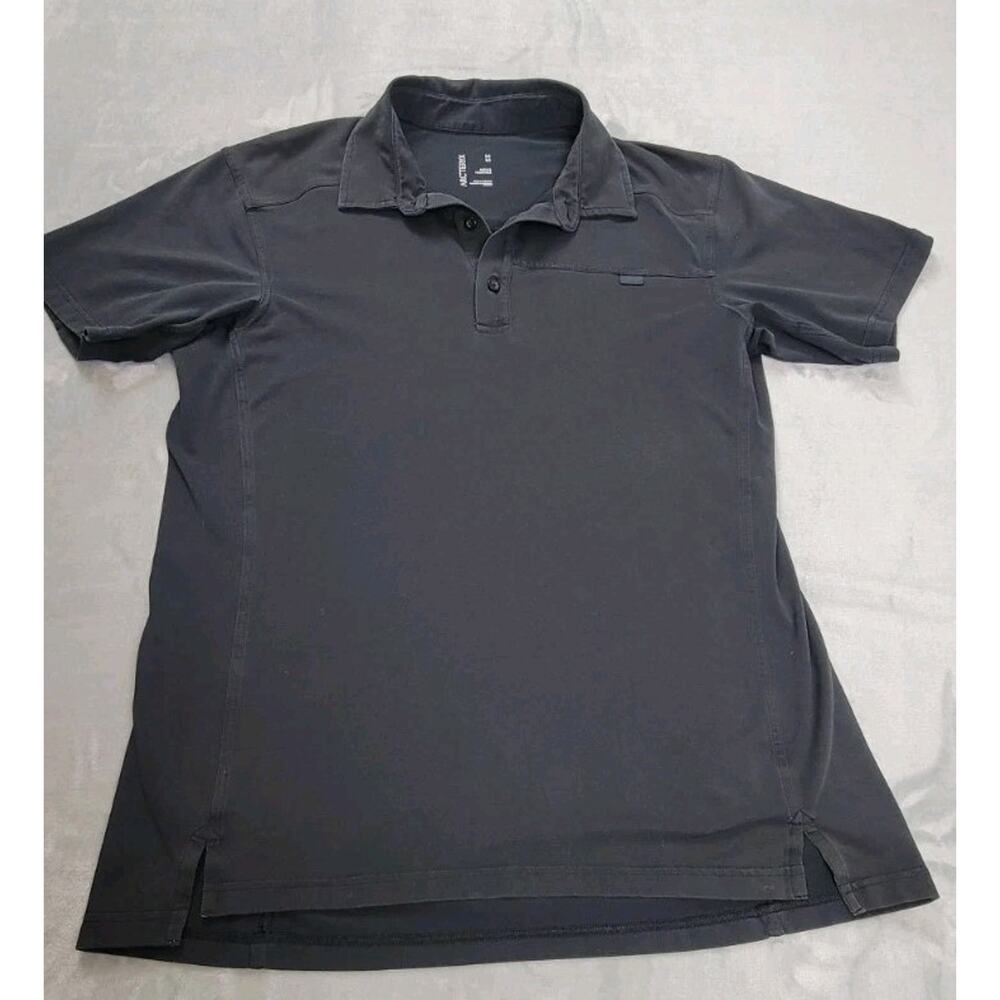 Arcteryx Captive Polo Shirt Mens Medium Black Performance Stretch short sleeve